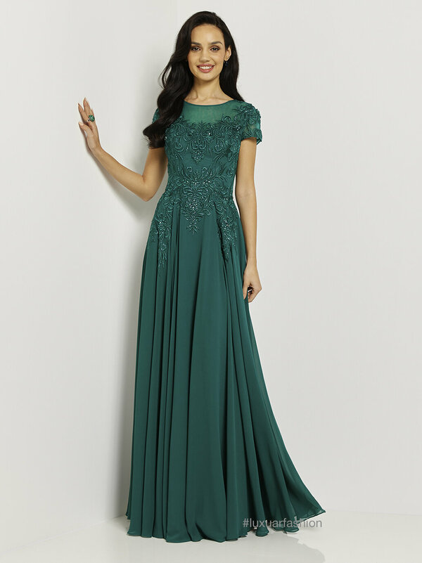 Abendkleid_mit_Arm
