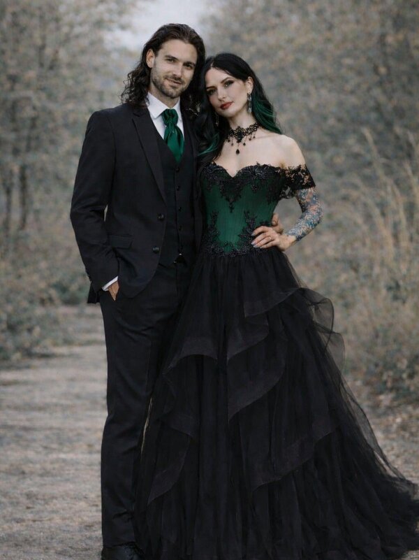 Anzug_Hochzeit_Gothic_Barock_grün_schwarz