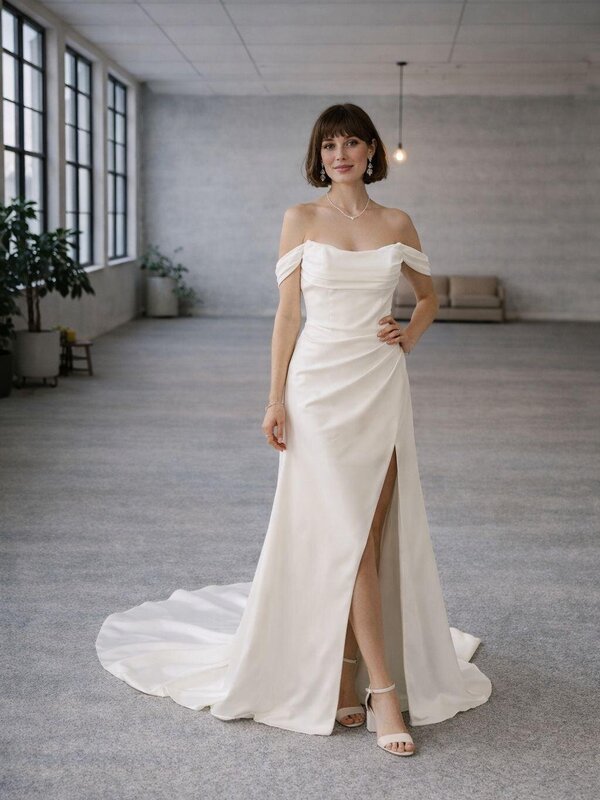 Brautkleid_schlicht_elegant_Satin_Schlitz
